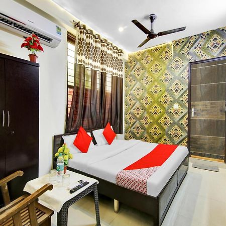 Hotel O Kailash Inn New Delhi Exterior photo