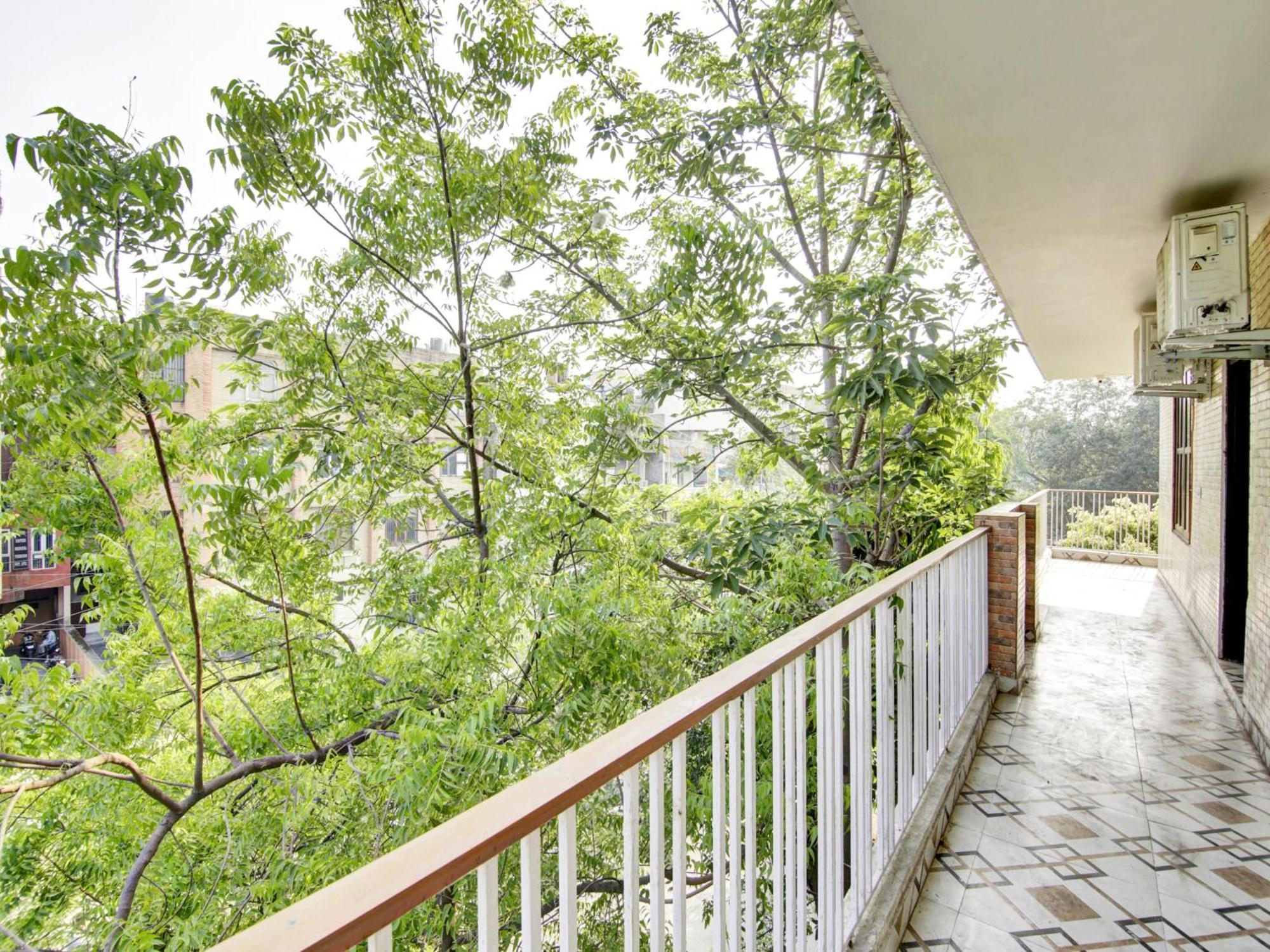 Hotel O Kailash Inn New Delhi Exterior photo