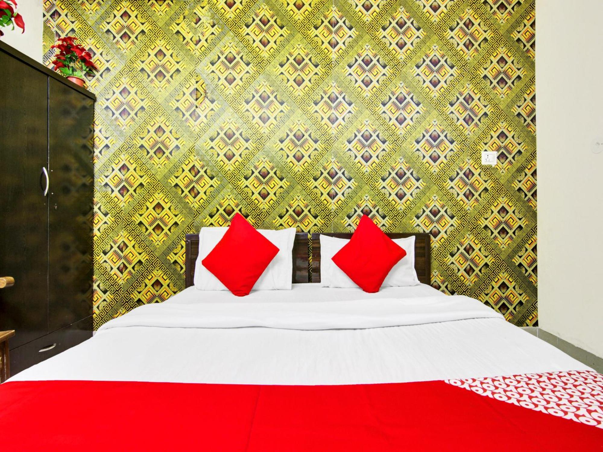 Hotel O Kailash Inn New Delhi Exterior photo
