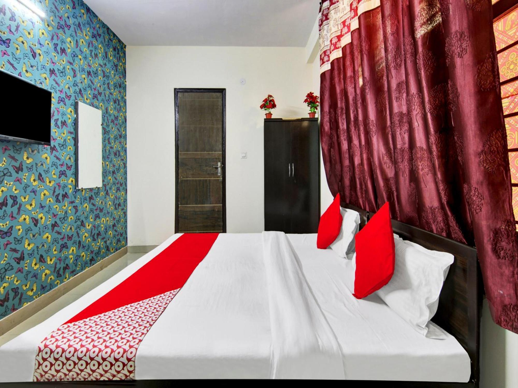 Hotel O Kailash Inn New Delhi Exterior photo